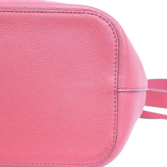 Louis Vuitton LockMe Bucket Bag Red - Picture 9 of 10